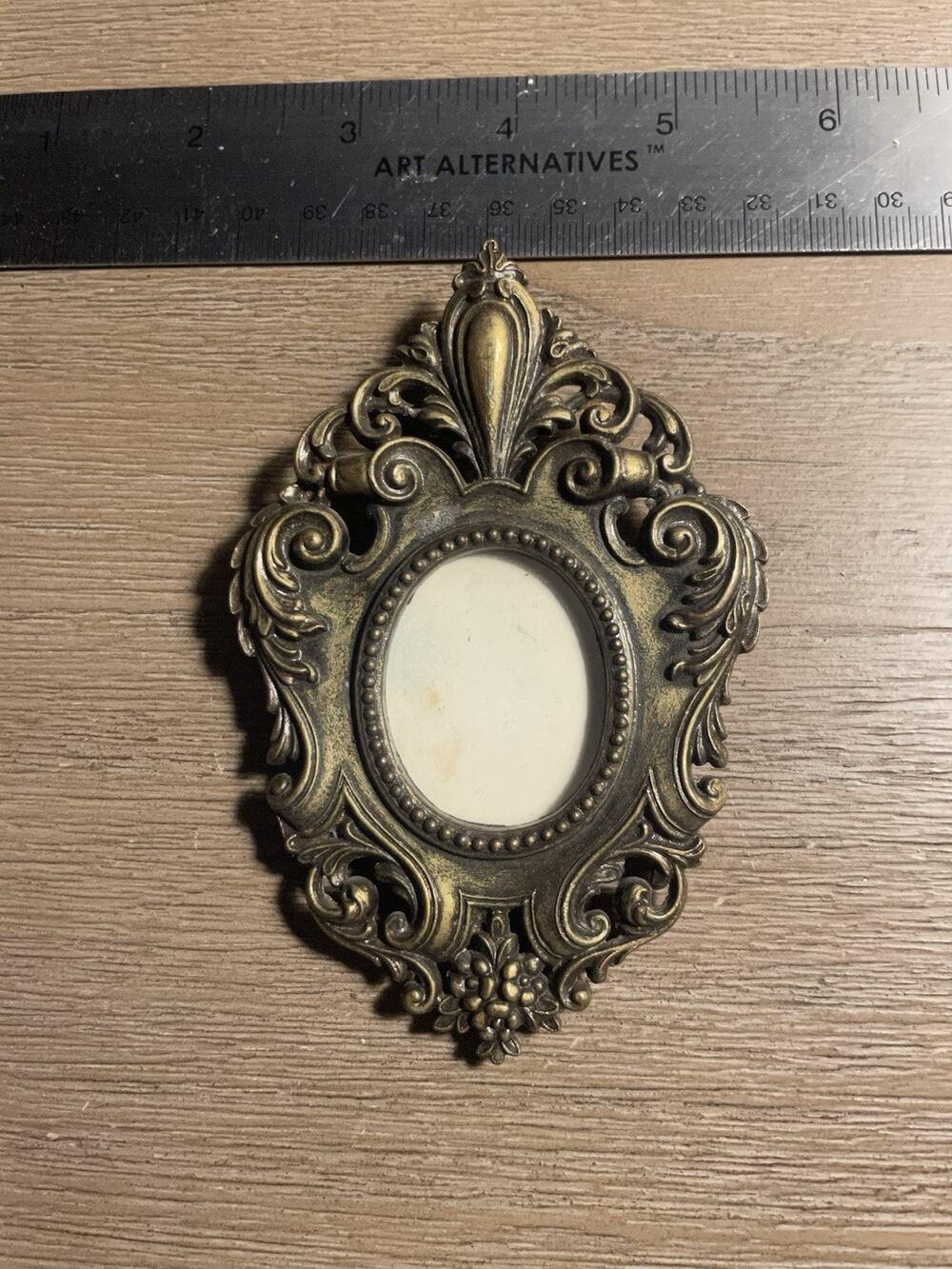 Vintage Made in Italy Ornate Brass Picture Frame Oval Baroque Rococo Floral
